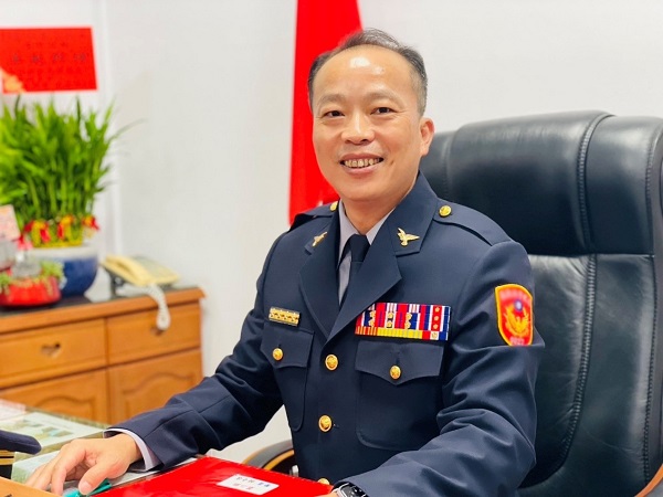 分局長：曾裕景